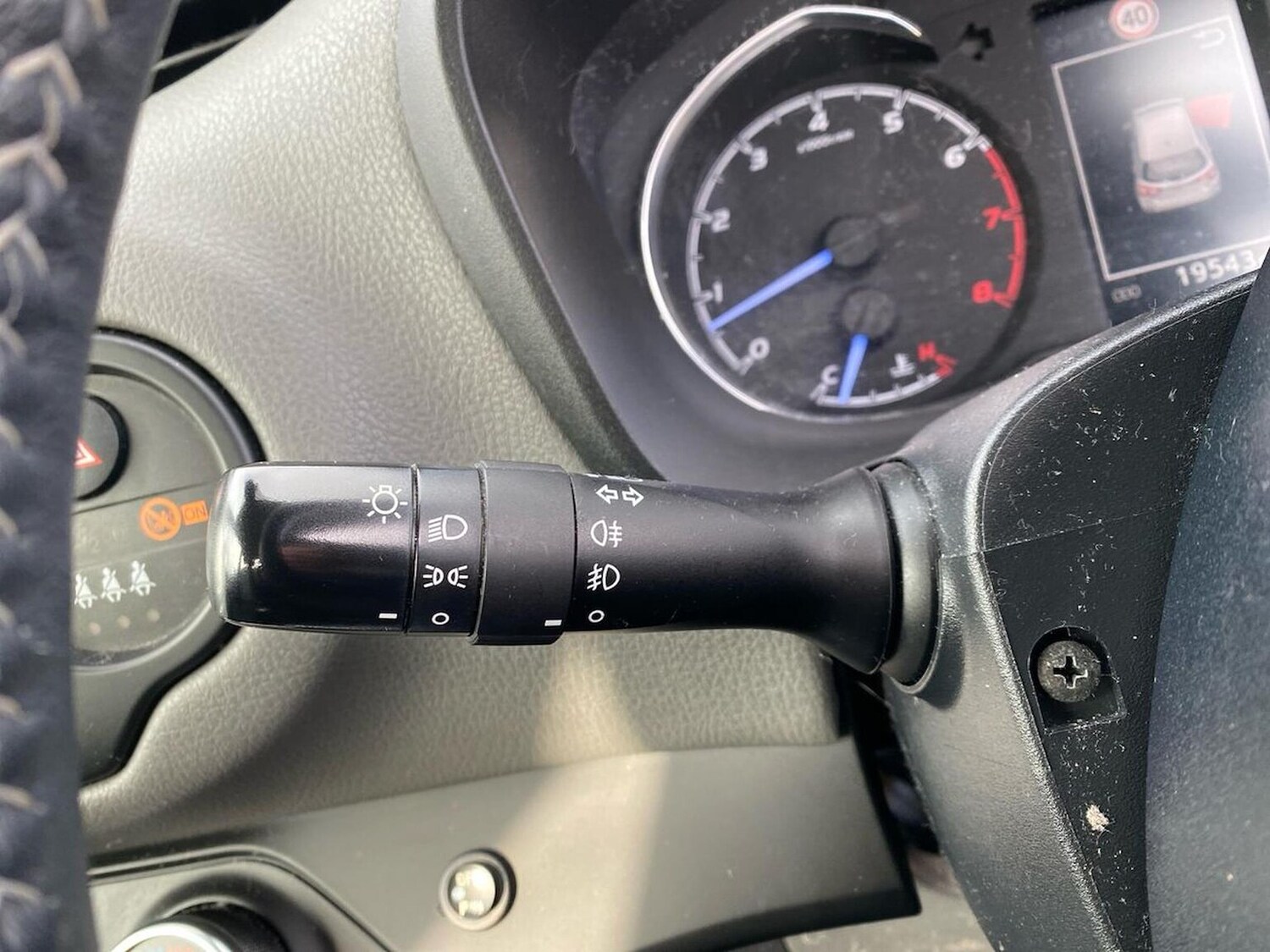 Used Toyota Yaris 2017 for sale - 78191890: Photo 30