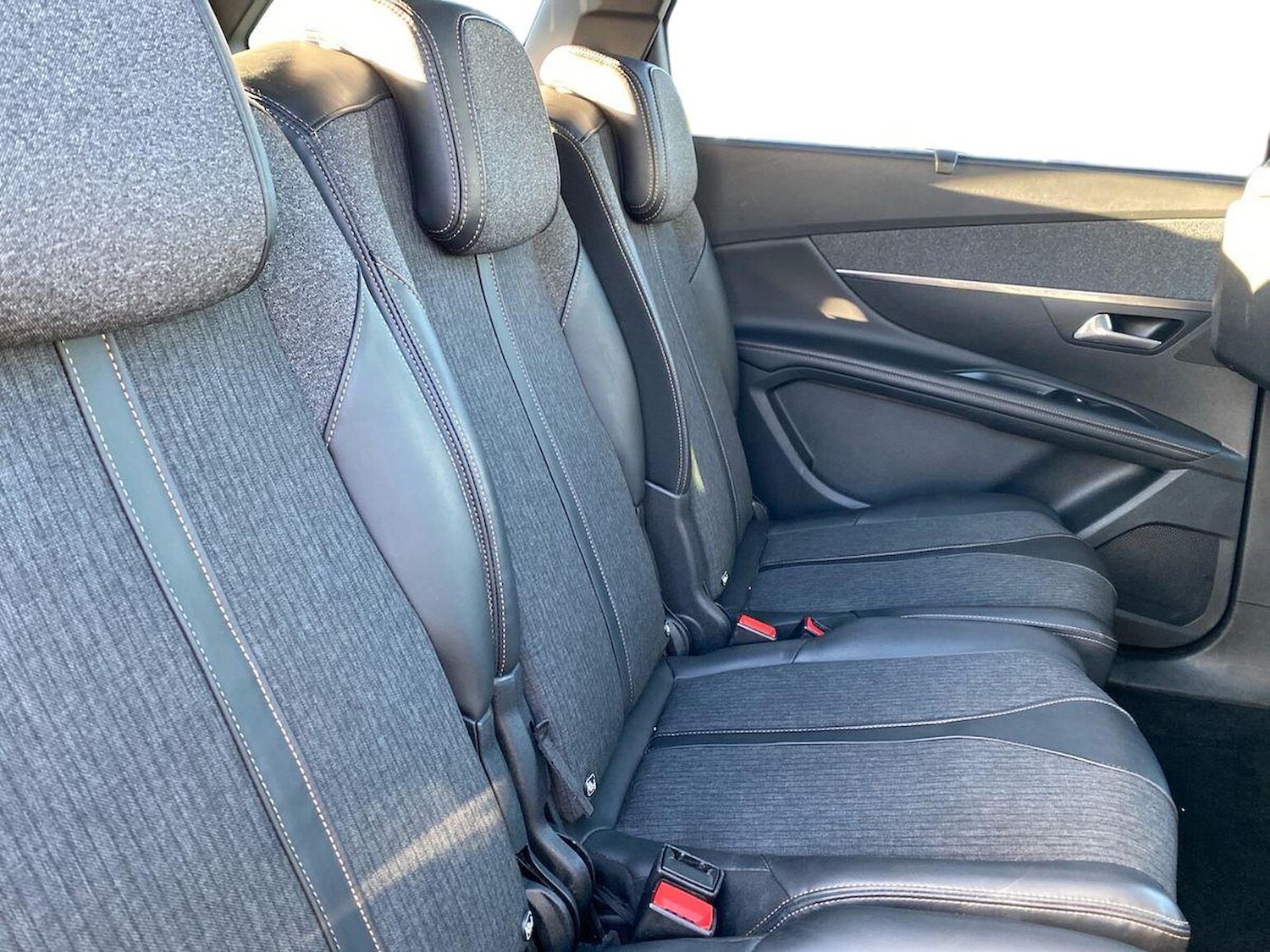 Used Peugeot 5008 2018 for sale - 77632527: Photo 16