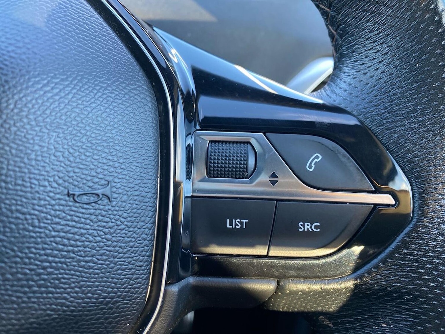 Used Peugeot 5008 2018 for sale - 77632527: Photo 27