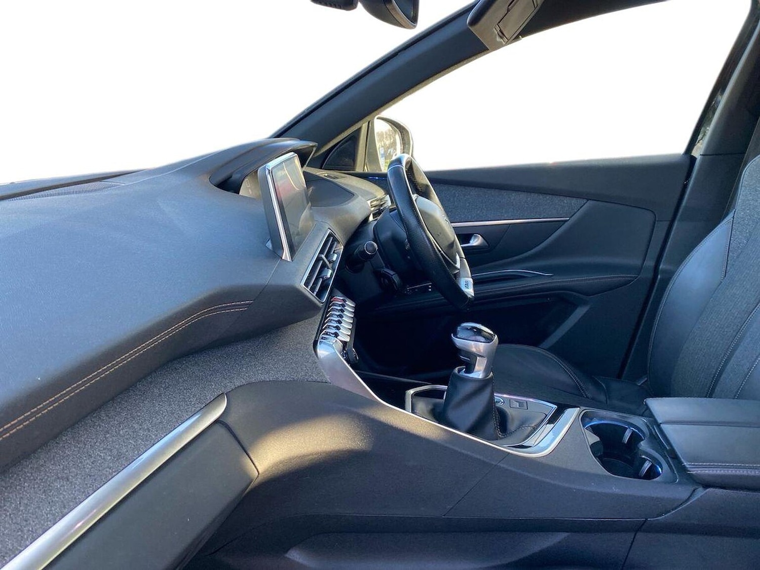 Used Peugeot 5008 2018 for sale - 77632527: Photo 7