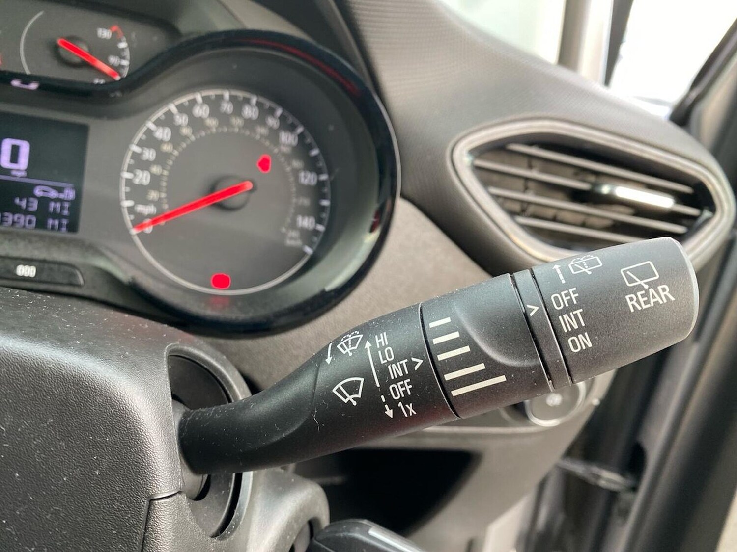 Used Vauxhall Crossland X 2020 for sale - 76651276: Photo 29