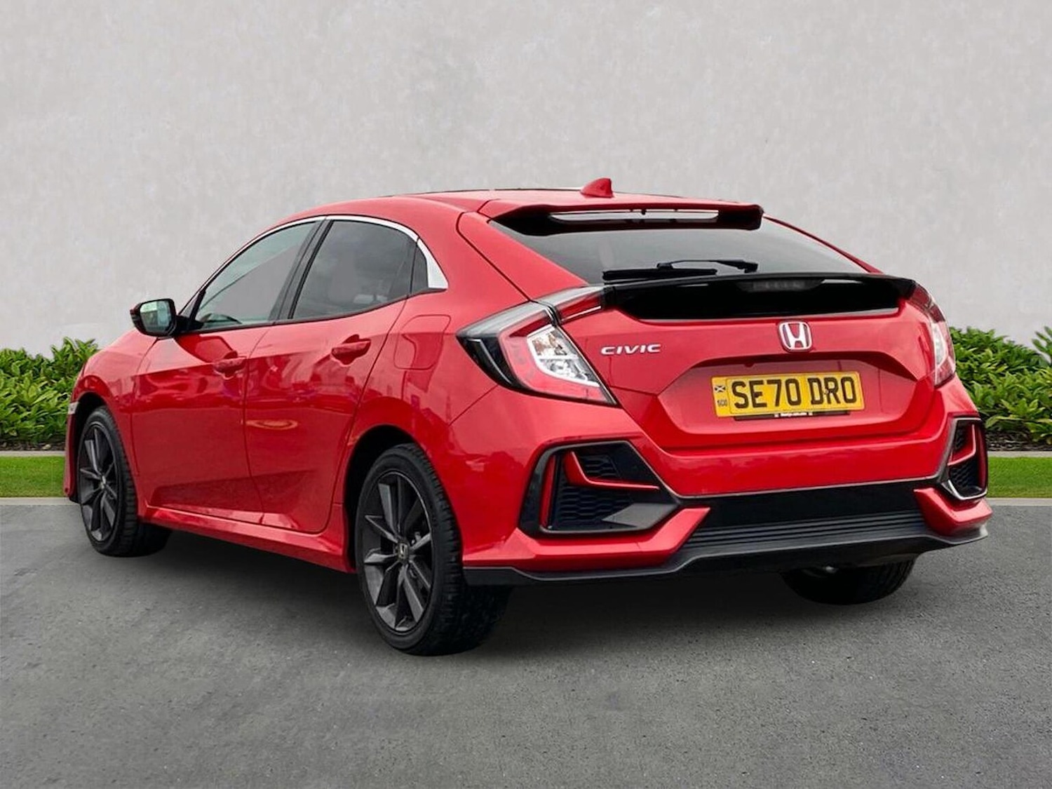 Used Honda Civic 2020 for sale - 76510787: Photo 2