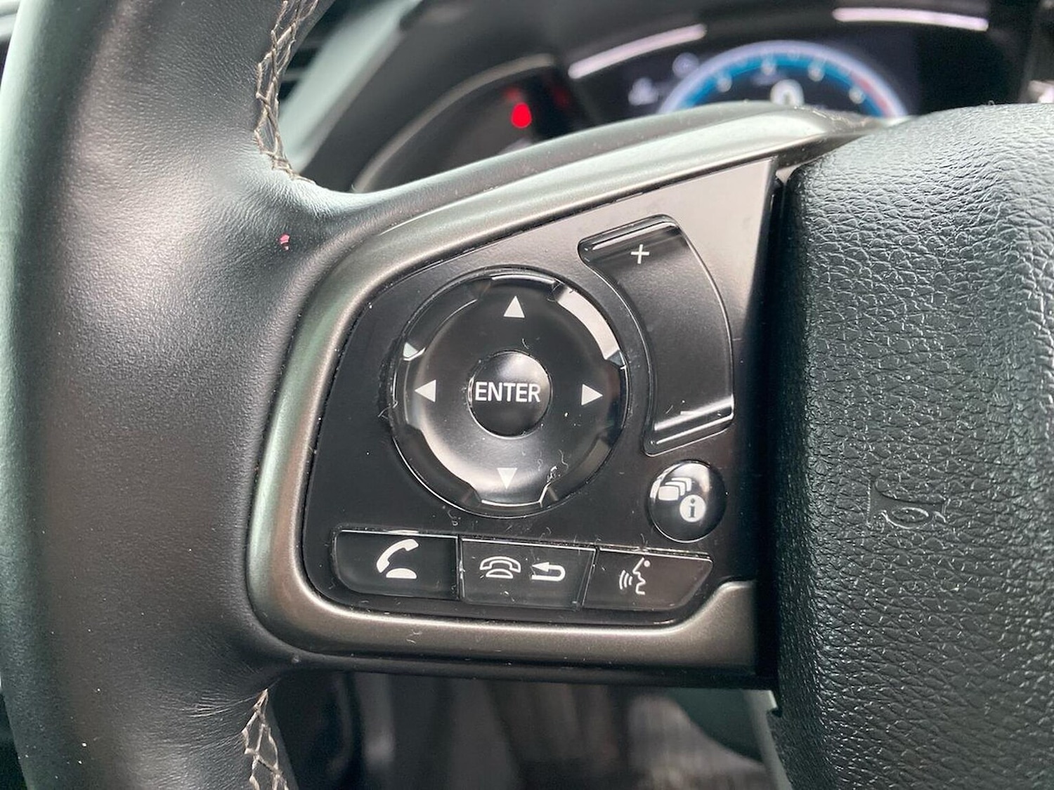 Used Honda Civic 2020 for sale - 76510787: Photo 26