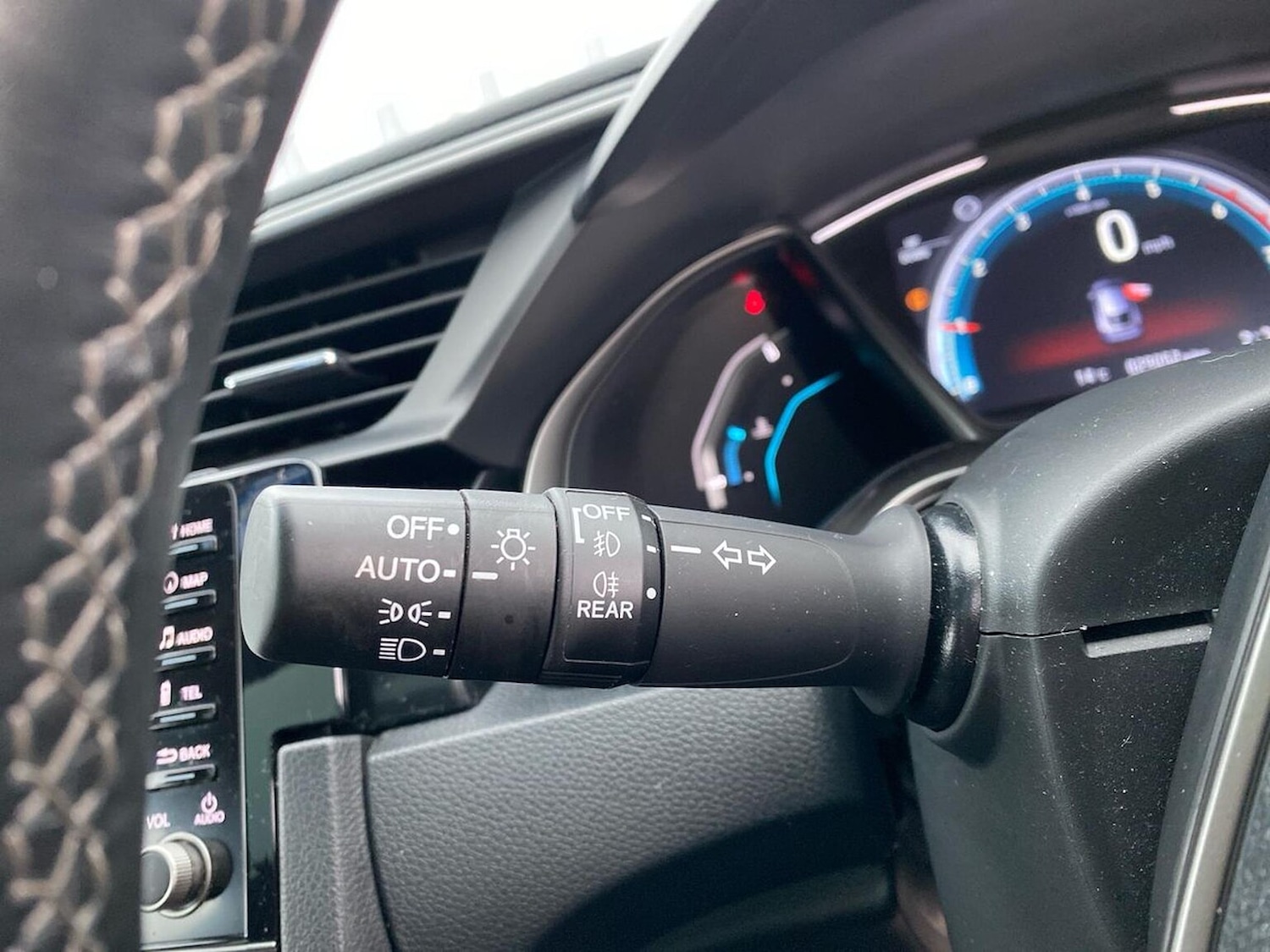 Used Honda Civic 2020 for sale - 76510787: Photo 28