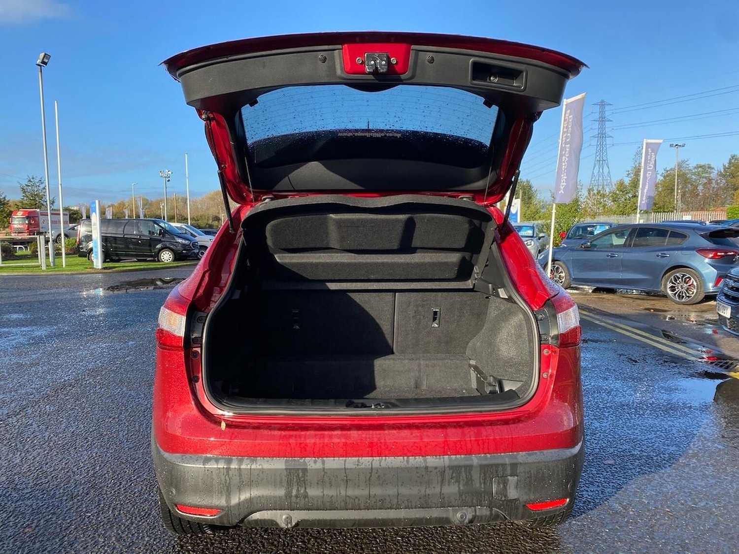 Used Nissan Qashqai 2017 for sale - 76600102: Photo 17