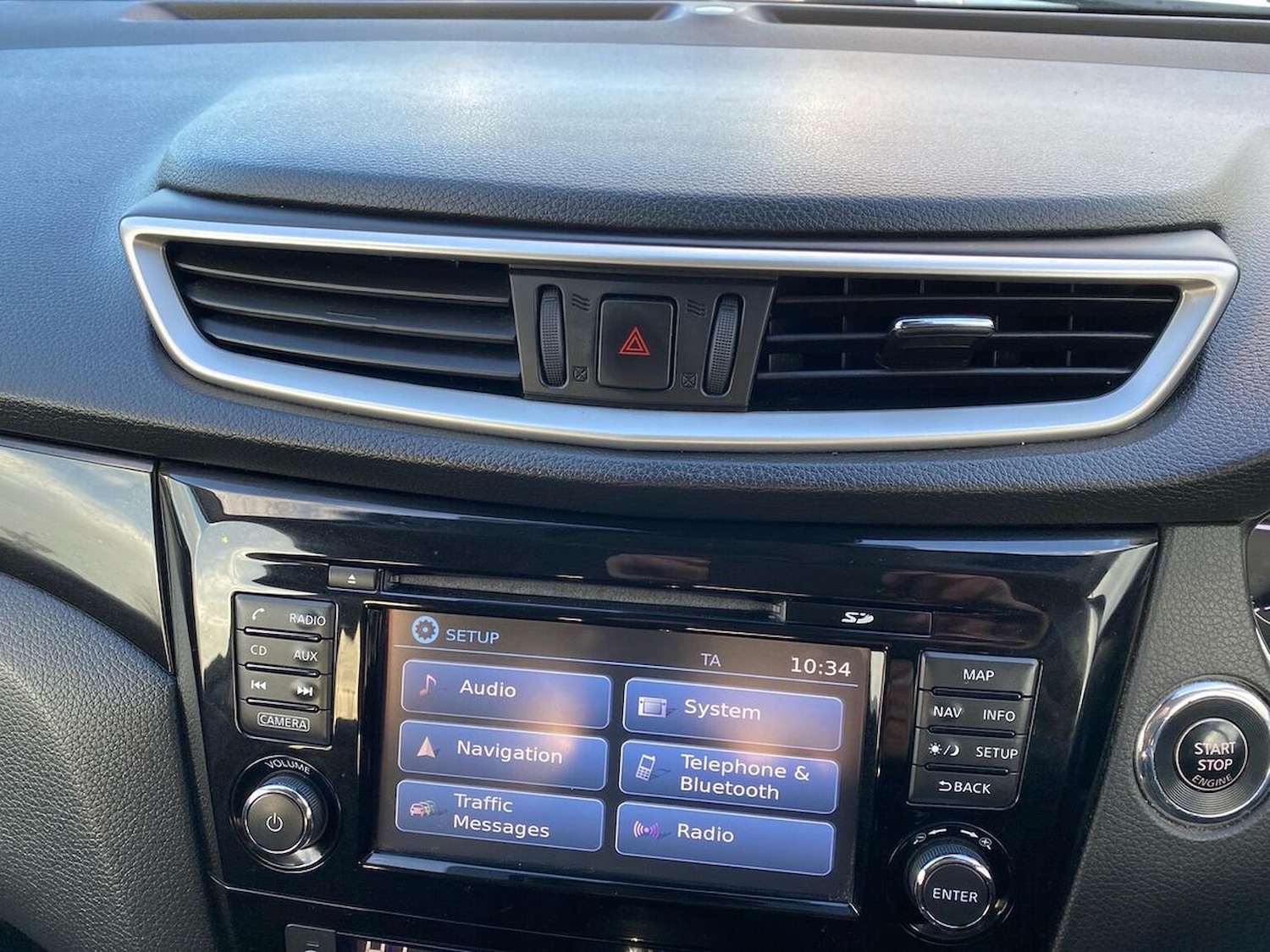 Used Nissan Qashqai 2017 for sale - 76600102: Photo 25