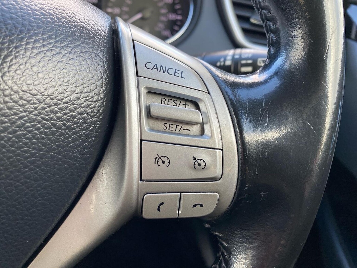 Used Nissan Qashqai 2017 for sale - 76600102: Photo 27