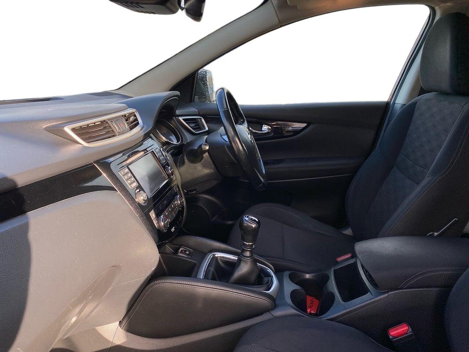 Used Nissan Qashqai 2017 for sale - 76600102: Photo 7