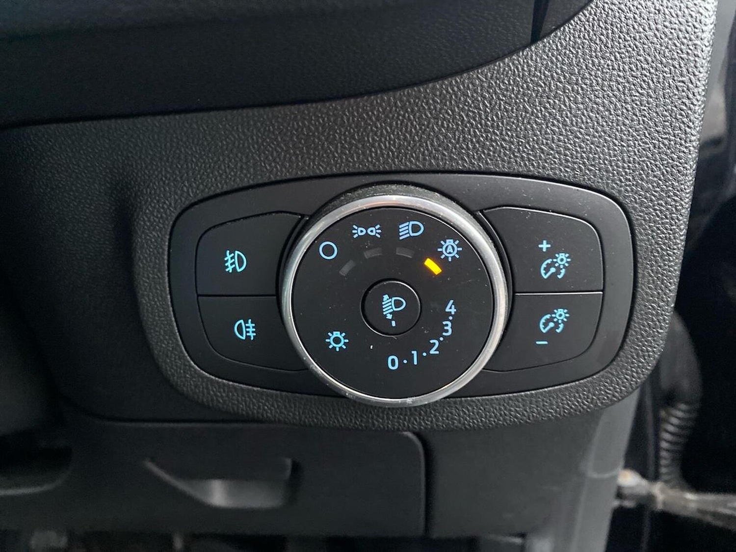 Used Ford Fiesta 2019 for sale - 76951188: Photo 22