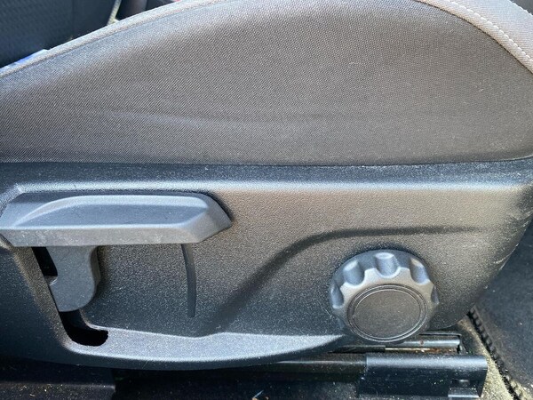 Used Ford Focus 2018 for sale - 76206040: Photo 30