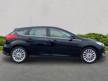Used Ford Focus 2017 for sale - 79399754: Photo