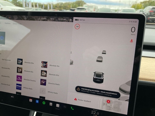 Used Tesla Model 3 2020 for sale - 76193223: Photo 10