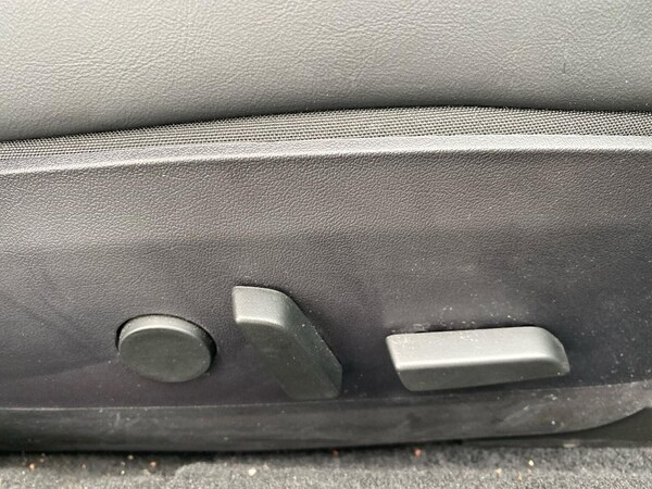 Used Tesla Model 3 2020 for sale - 76193223: Photo 30