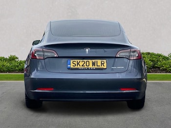 Used Tesla Model 3 2020 for sale - 76193223: Photo 4