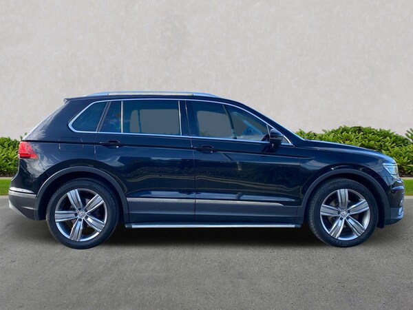 Used Volkswagen Tiguan 2017 for sale - 76231764: Photo 3