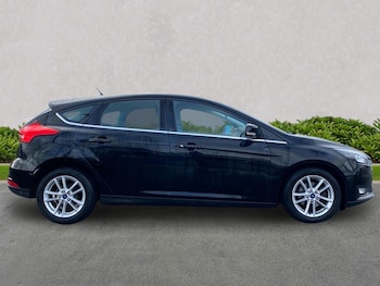 Used Ford Focus 2016 for sale - 76449620: Photo