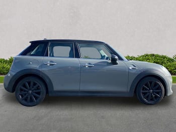 Used MINI Hatch 2018 for sale - 79733286: Photo