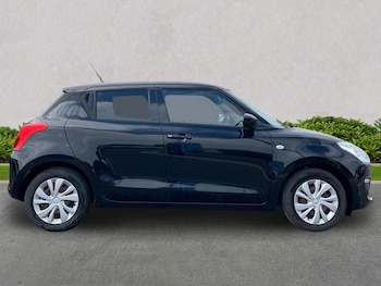 Used Suzuki Swift 2018 for sale - 79222838: Photo