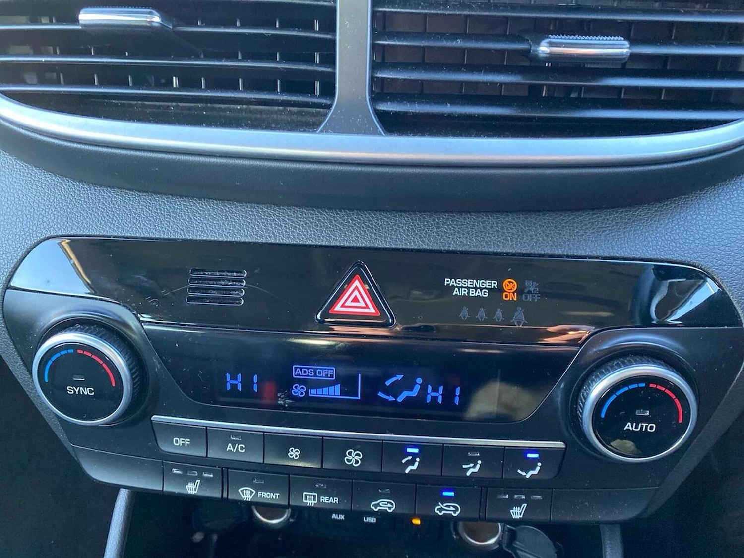 Used Hyundai TUCSON 2019 for sale - 76396922: Photo 12