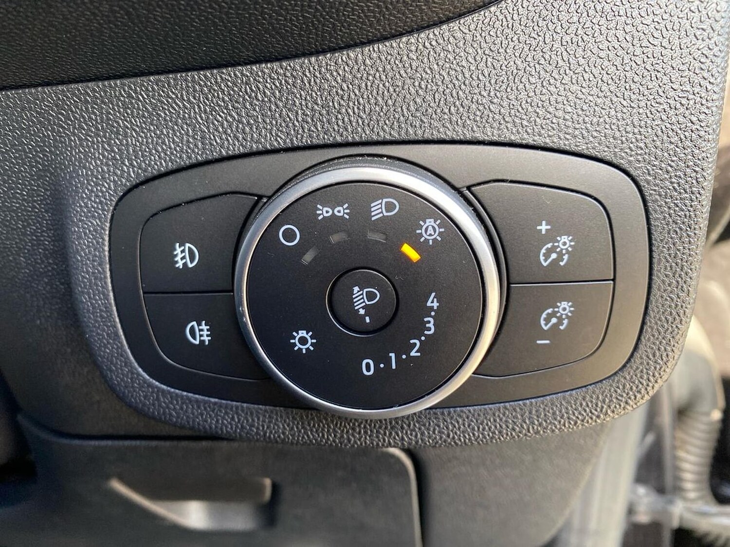 Used Ford Fiesta 2020 for sale - 78192211: Photo 24