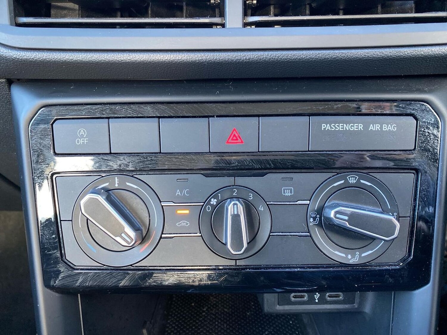 Used Volkswagen T-Cross 2023 for sale - 78192144: Photo 14