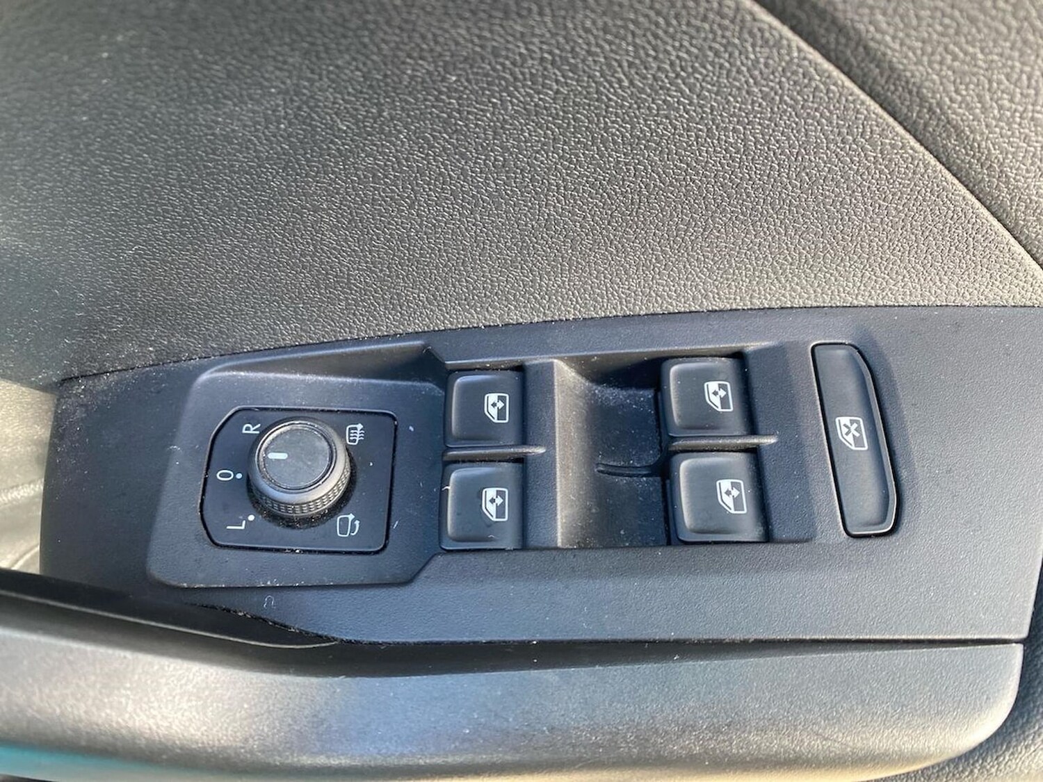 Used Volkswagen T-Cross 2023 for sale - 78192144: Photo 23