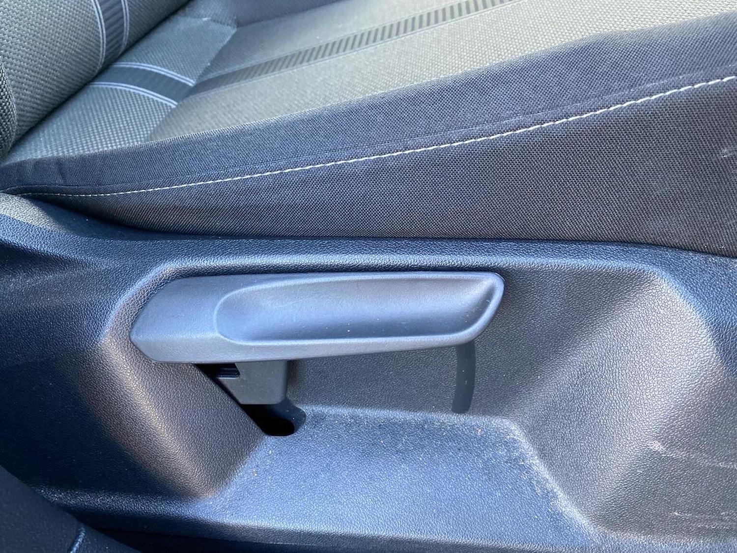 Used Volkswagen T-Roc 2021 for sale - 76735595: Photo 30