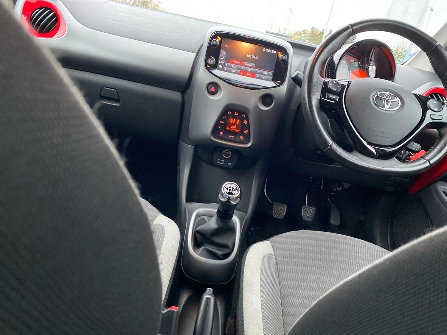 Used Toyota AYGO 2019 for sale - 77020611: Photo 15