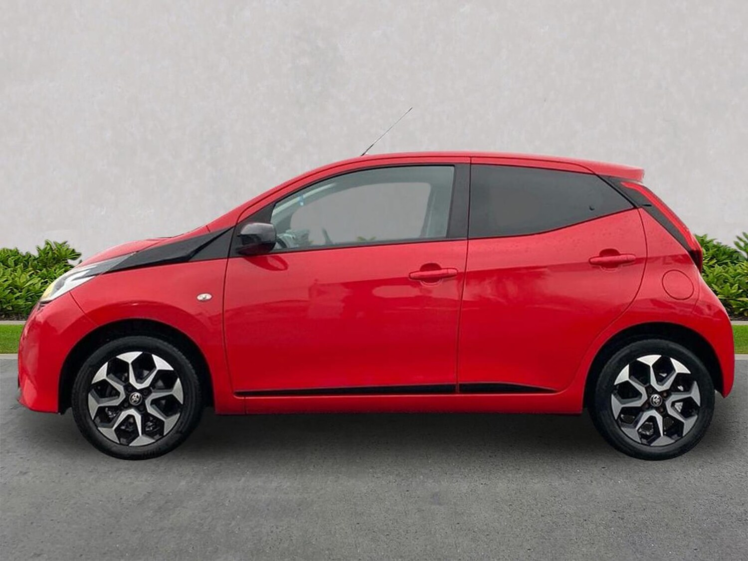 Used Toyota AYGO 2019 for sale - 77020611: Photo 21