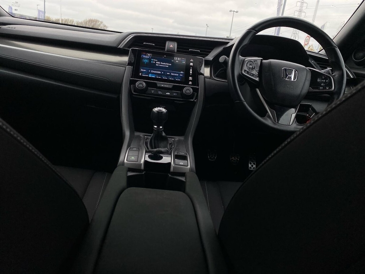 Used Honda Civic 2017 for sale - 76892116: Photo 13