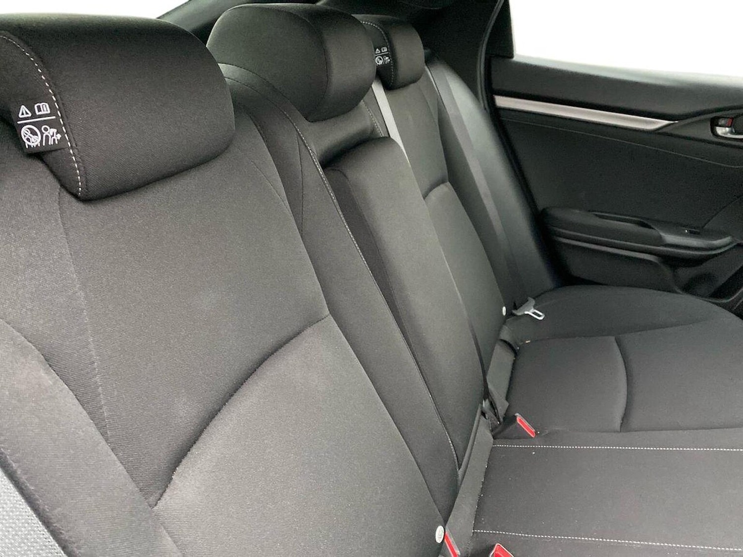 Used Honda Civic 2017 for sale - 76892116: Photo 16