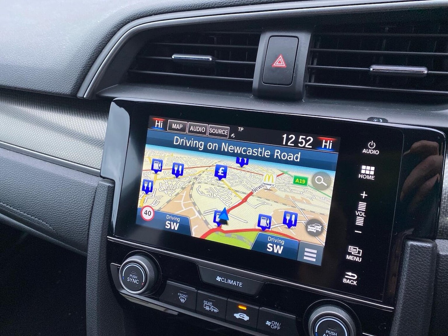 Used Honda Civic 2017 for sale - 76892116: Photo 24