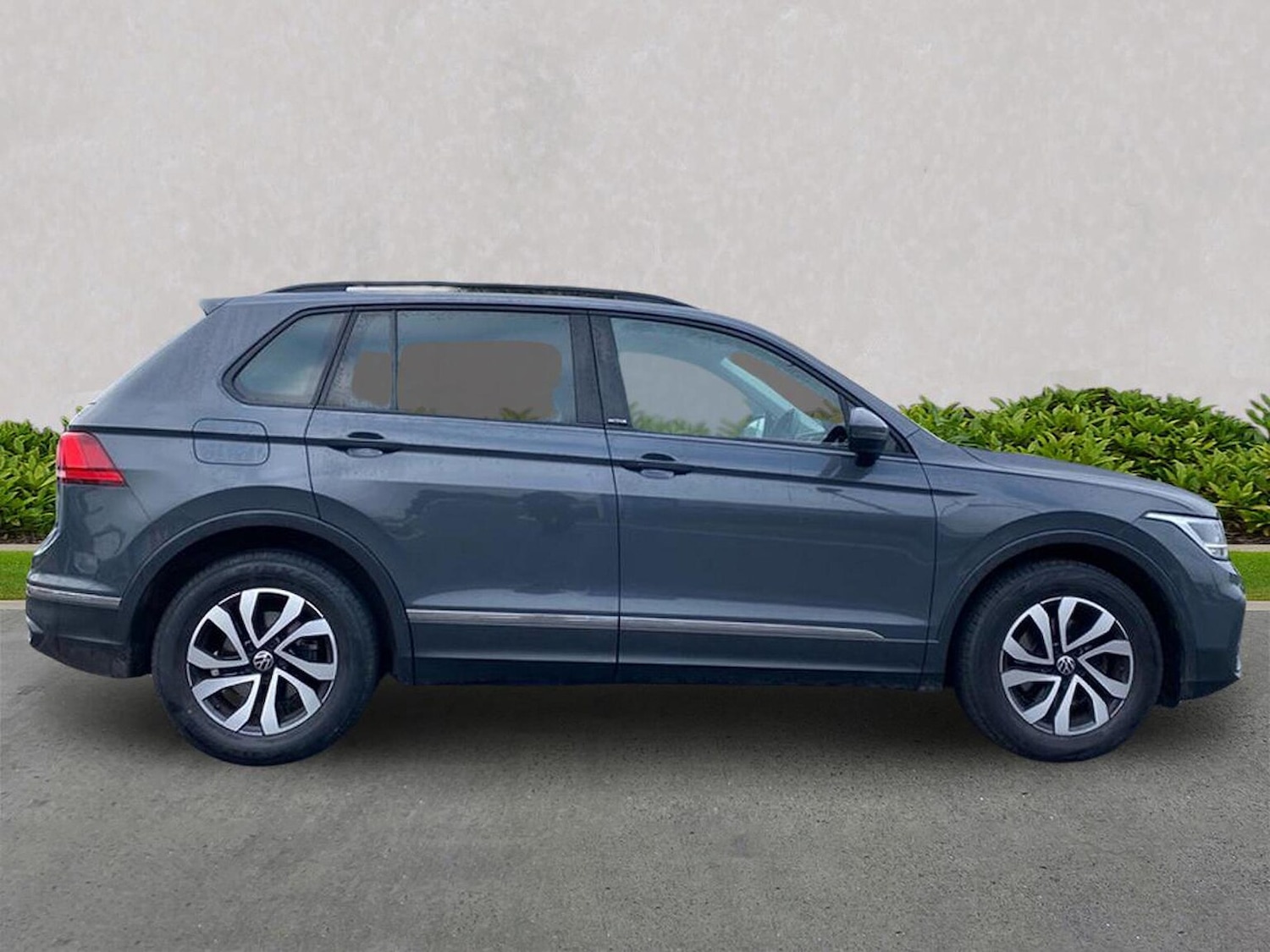 Used Volkswagen Tiguan 2021 for sale - 76253684: Photo 3