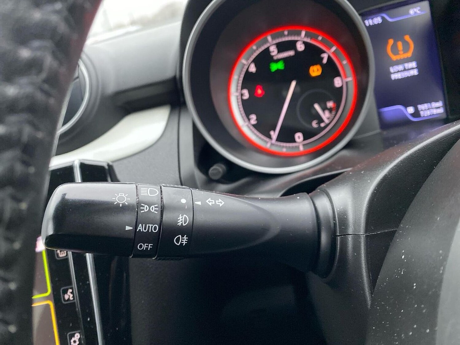 Used Suzuki Swift 2017 for sale - 77759381: Photo 28