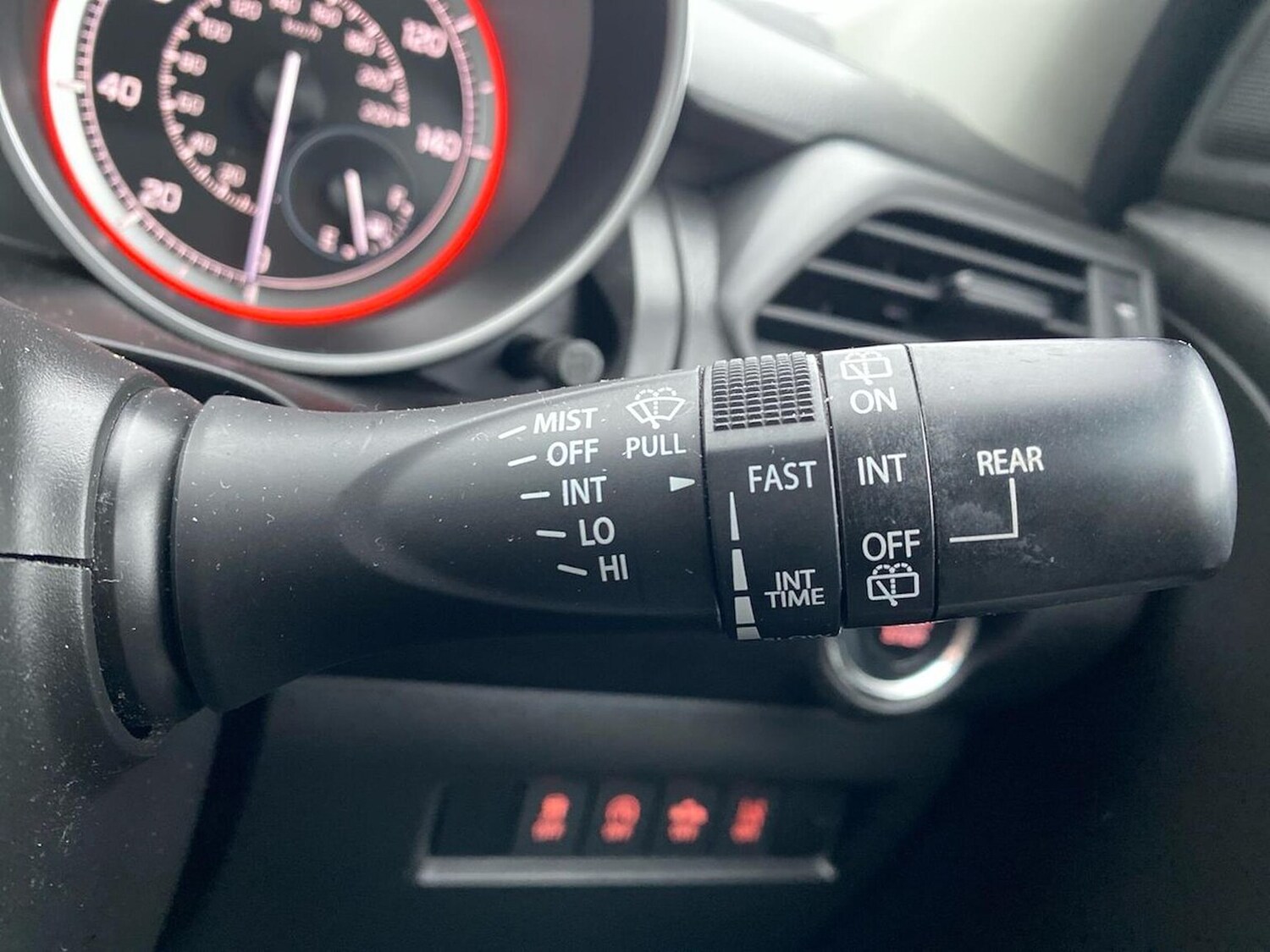 Used Suzuki Swift 2017 for sale - 77759381: Photo 29