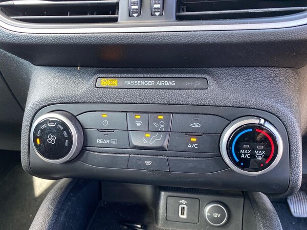 Used Ford Focus 2018 for sale - 76187176: Photo 12