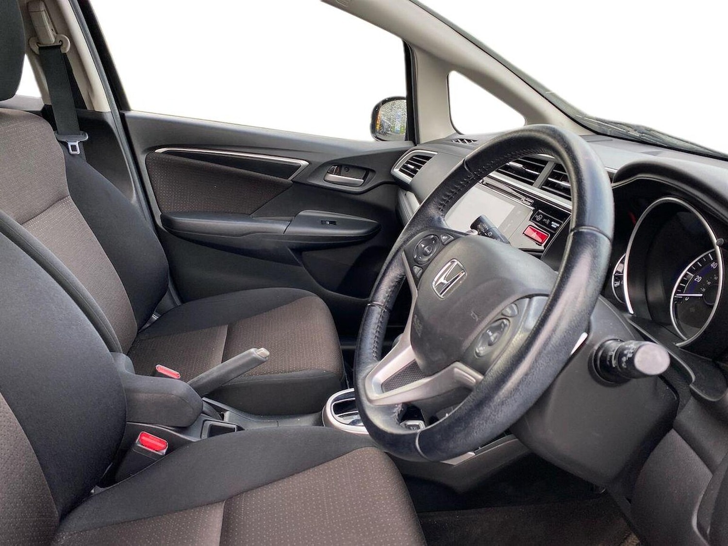 Used Honda Jazz 2017 for sale - 76402440: Photo 15