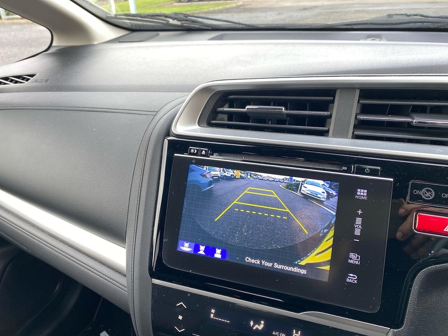 Used Honda Jazz 2017 for sale - 76402440: Photo 23