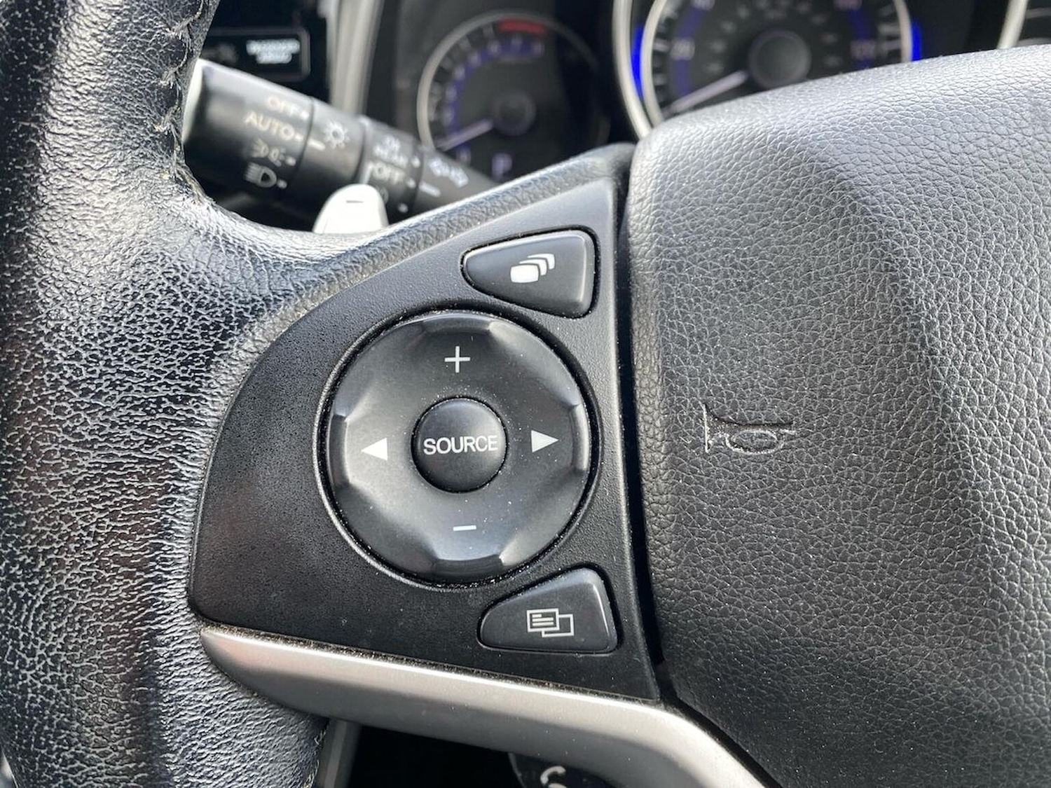 Used Honda Jazz 2017 for sale - 76402440: Photo 26