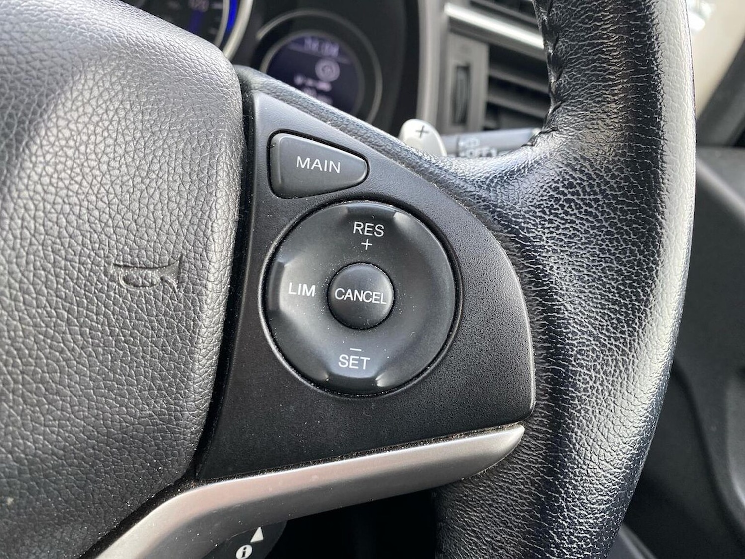 Used Honda Jazz 2017 for sale - 76402440: Photo 27