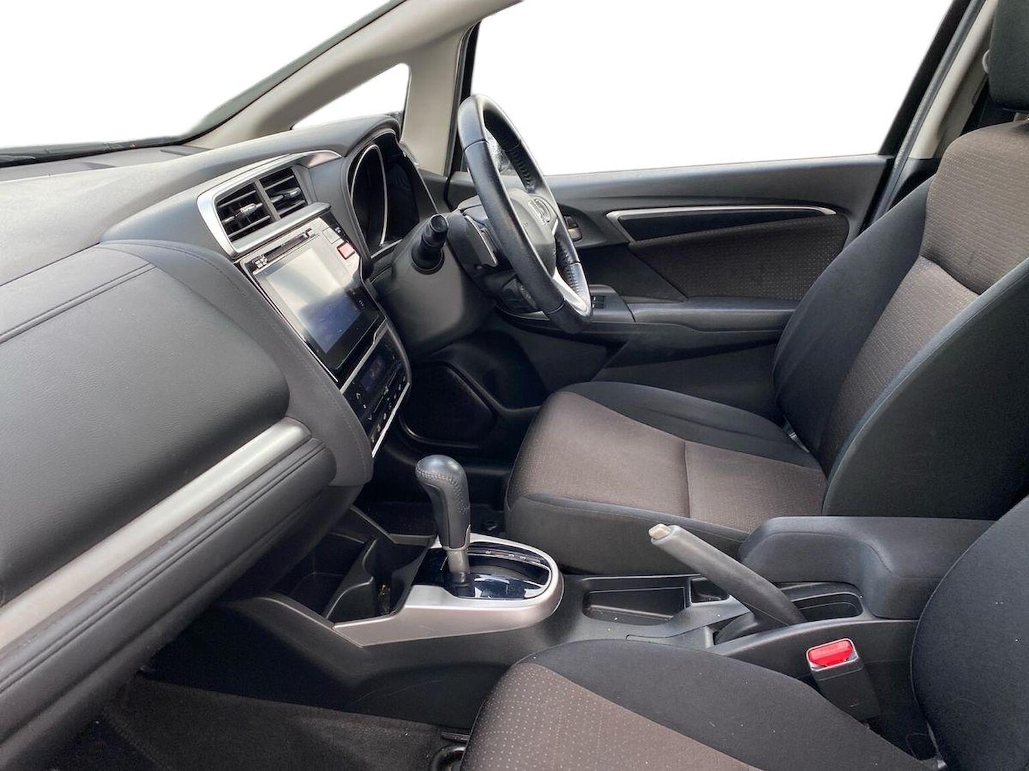 Used Honda Jazz 2017 for sale - 76402440: Photo 7