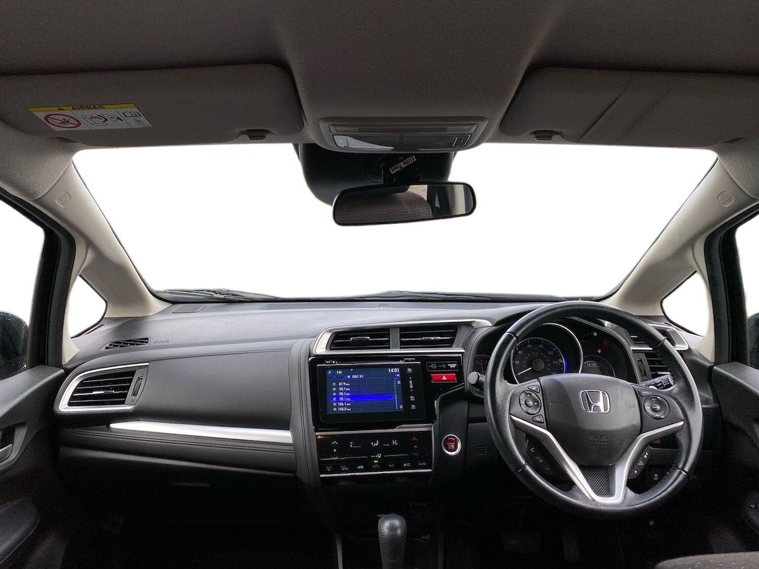 Used Honda Jazz 2017 for sale - 76402440: Photo 8