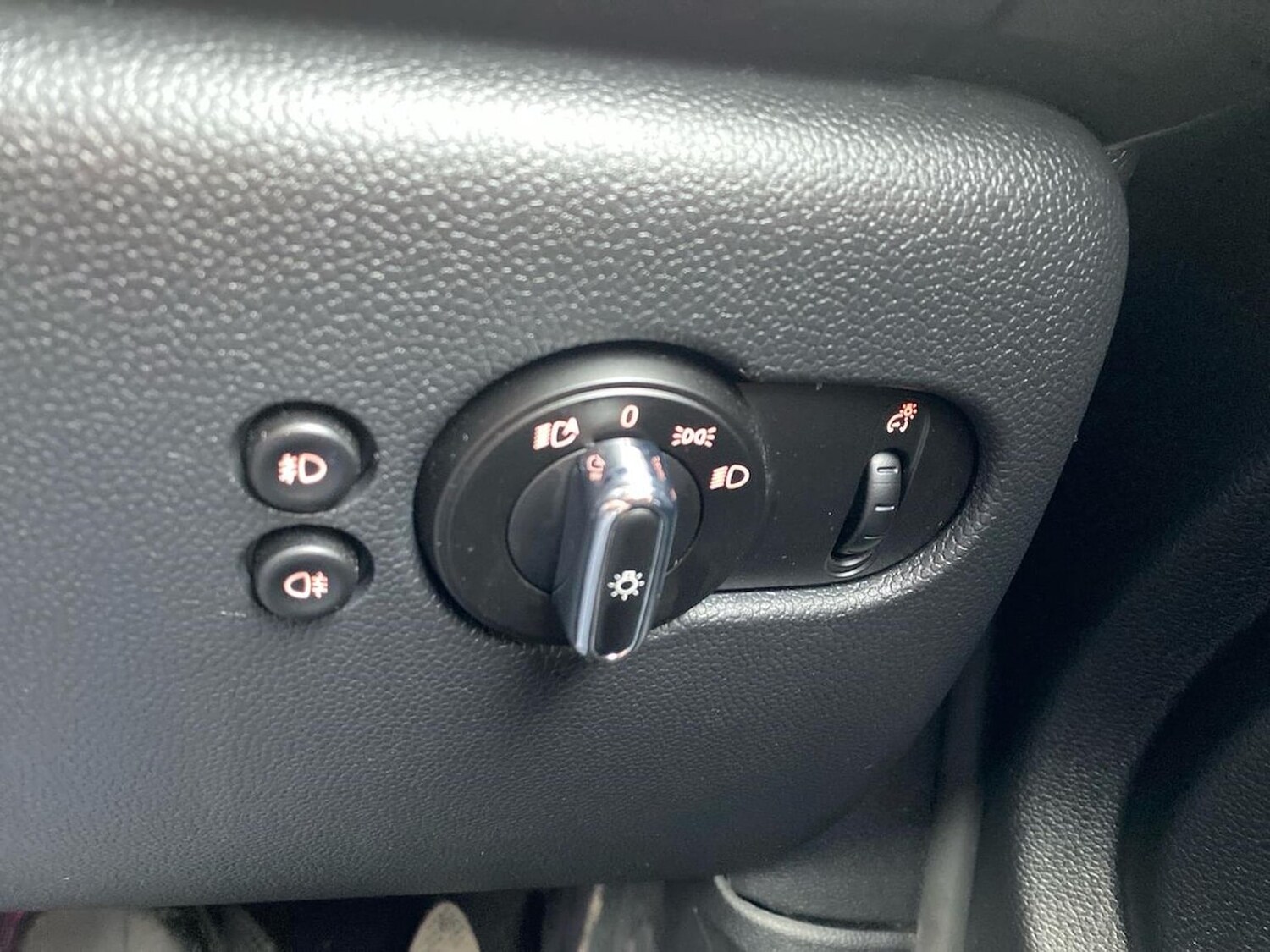 Used MINI Convertible 2017 for sale - 77489491: Photo 22