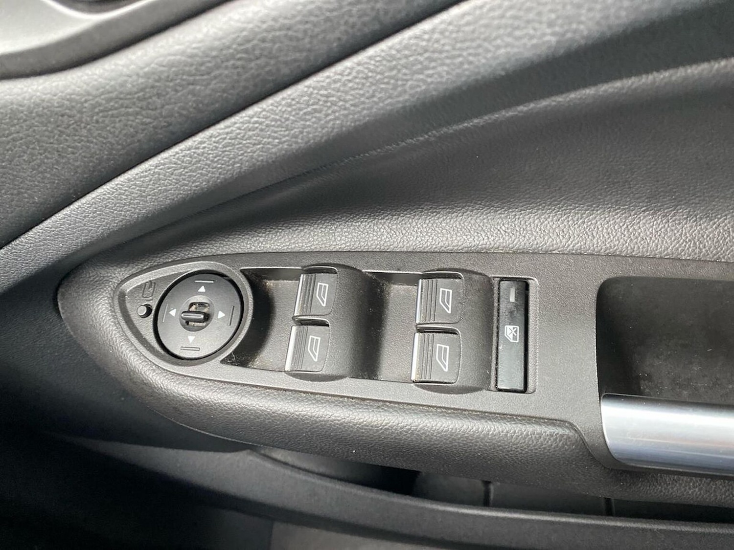 Used Ford Kuga 2016 for sale - 76969967: Photo 21