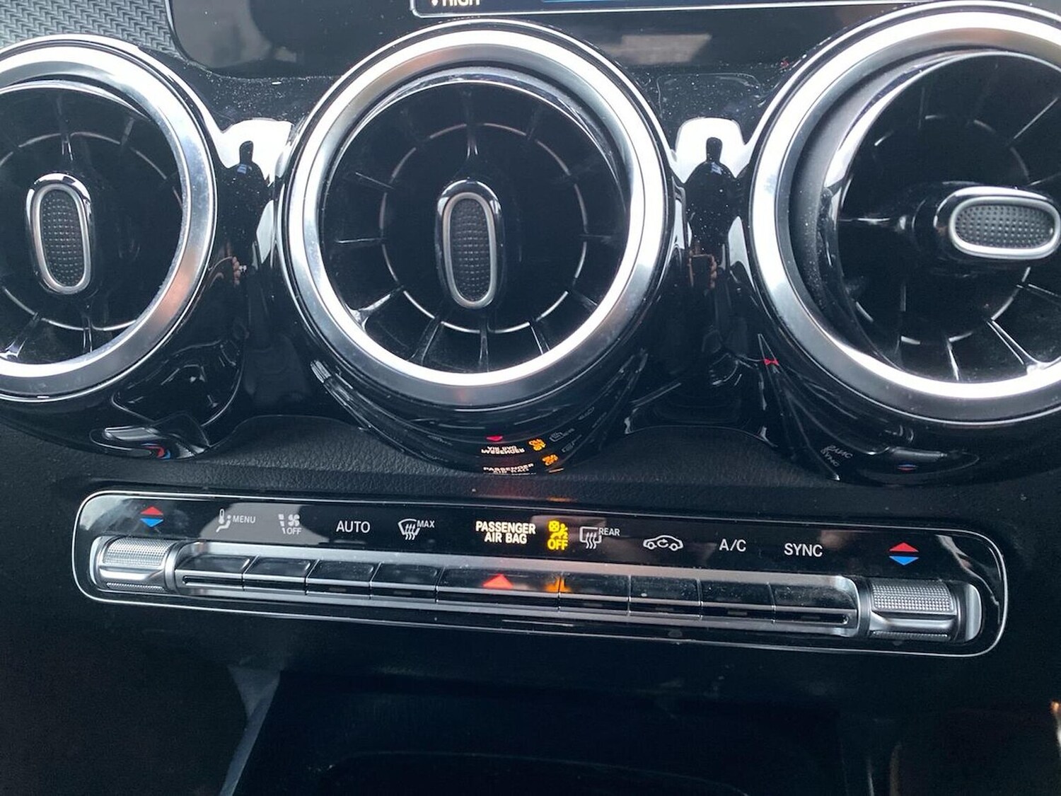 Used Mercedes-Benz GLB 2021 for sale - 77802115: Photo 12