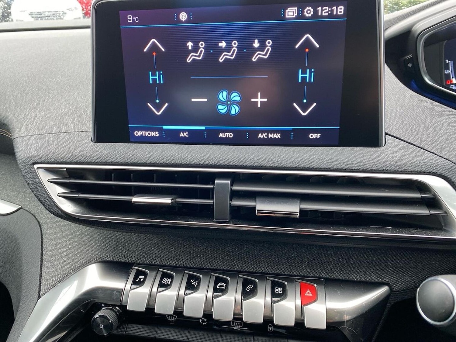 Used Peugeot 3008 2020 for sale - 76963479: Photo 12