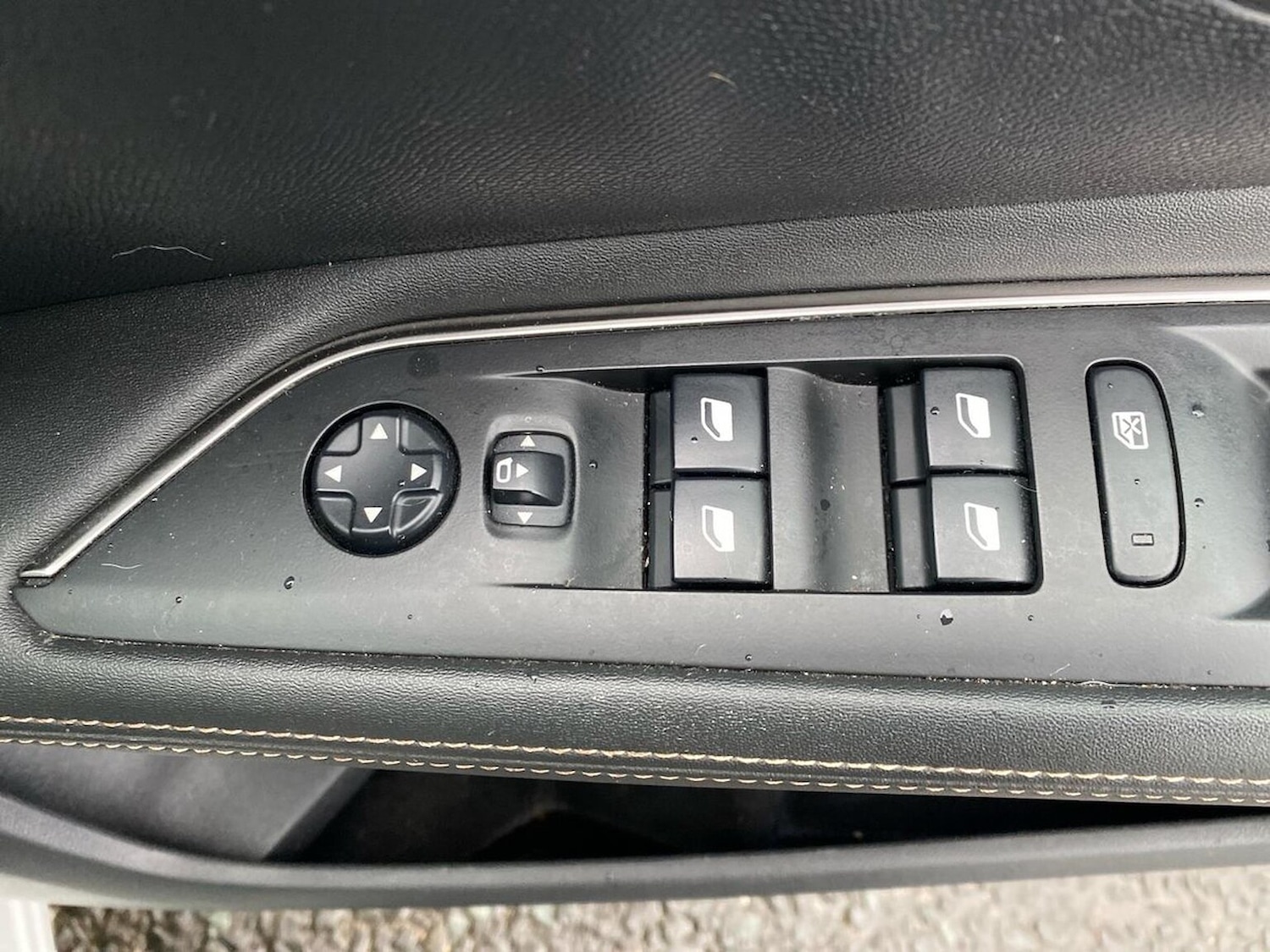 Used Peugeot 3008 2020 for sale - 76963479: Photo 21