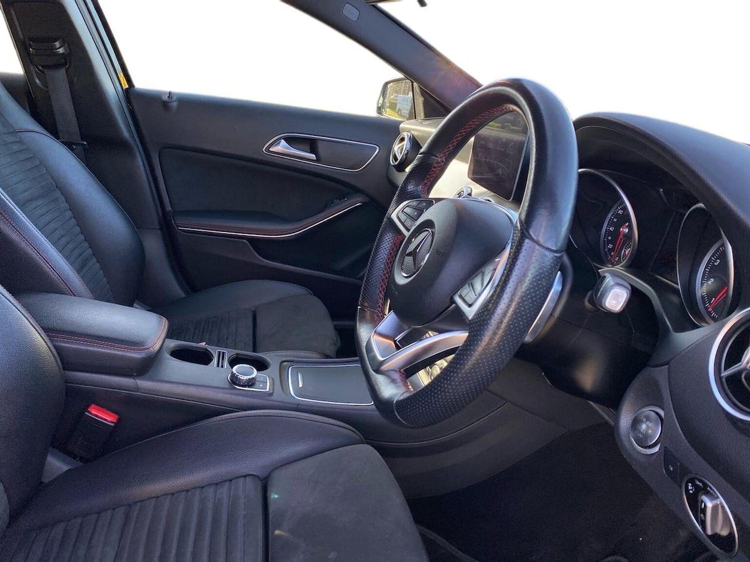 Used Mercedes-Benz GLA 2019 for sale - 76413976: Photo 15