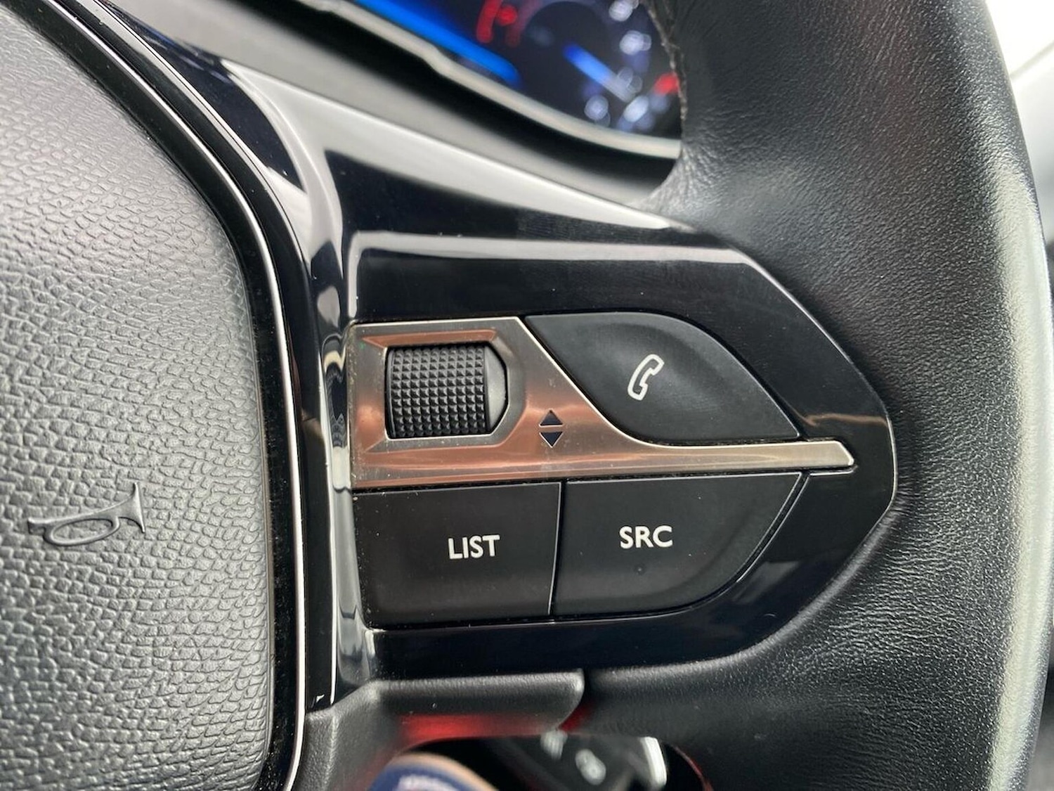 Used Peugeot 3008 2017 for sale - 76578343: Photo 27