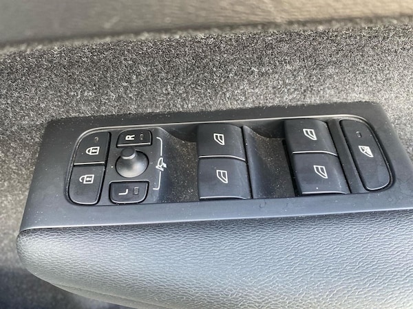 Used Volvo XC40 2020 for sale - 76220423: Photo 21